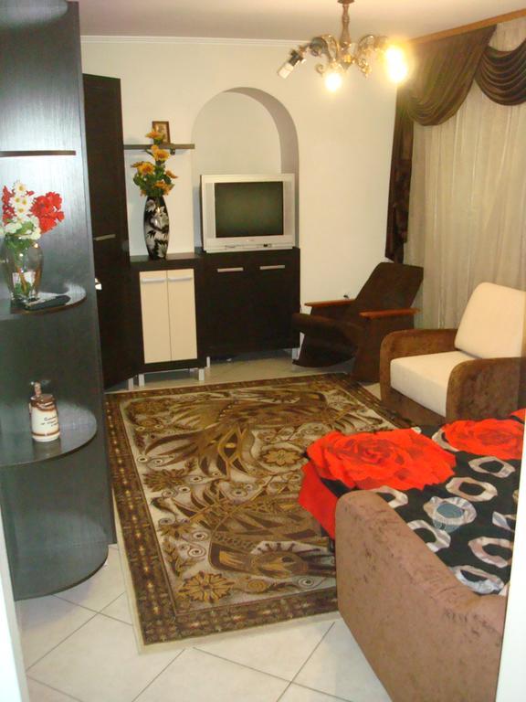 Apartment On Privokzalnaya 2/1 วินนิตซา ภายนอก รูปภาพ